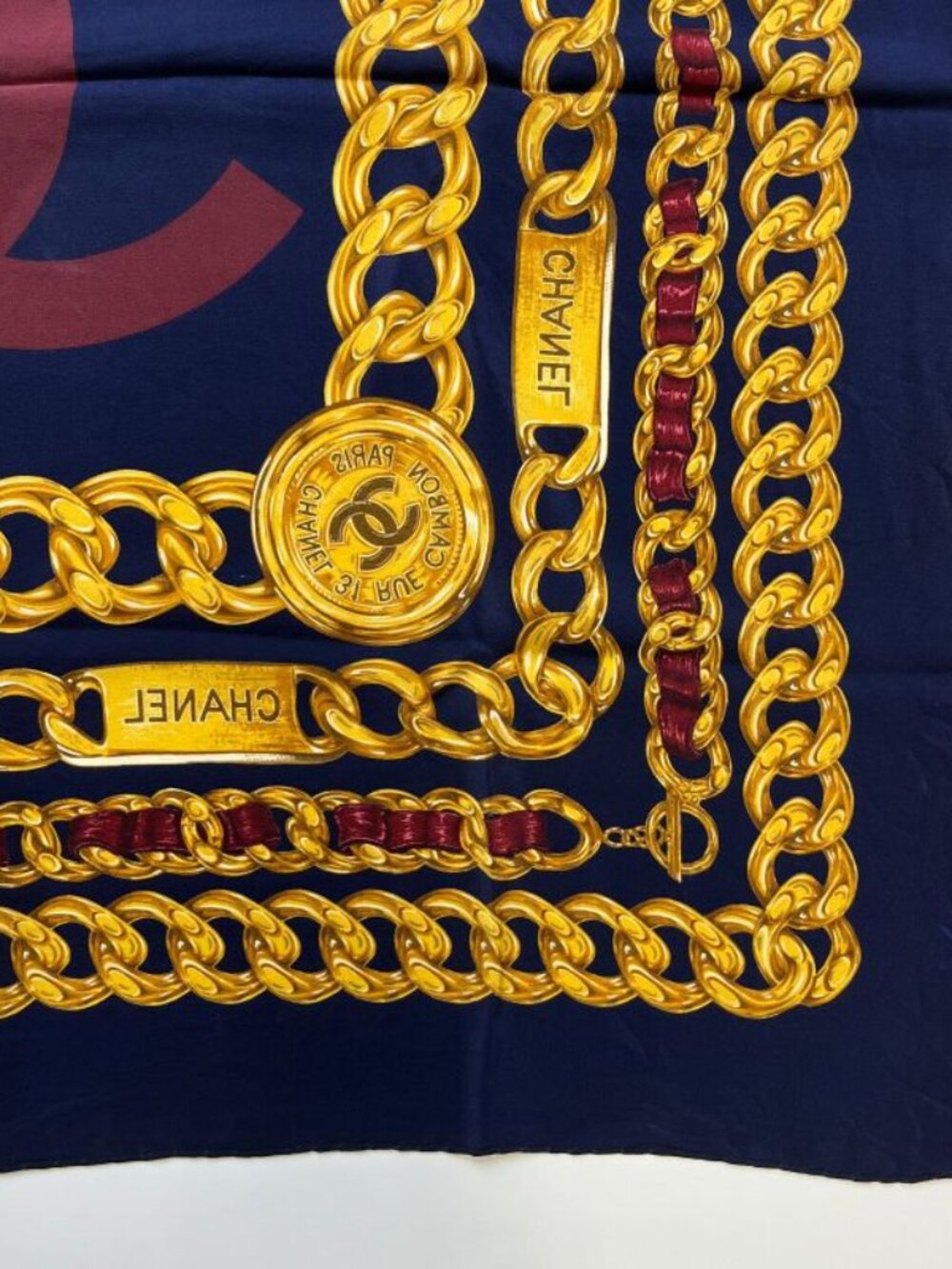 Chanel CC Logo Scarf Silk Gold Navy Vintage - Picture 10 of 11
